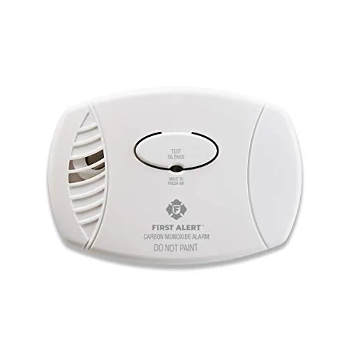 First Alert CO606 Plug-In CO Detector with Battery Backup